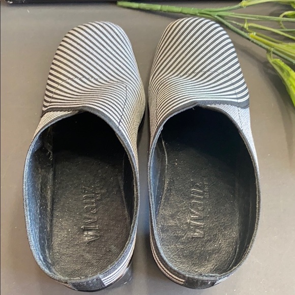 Black and White Striped Mules - Picture 7 of 8